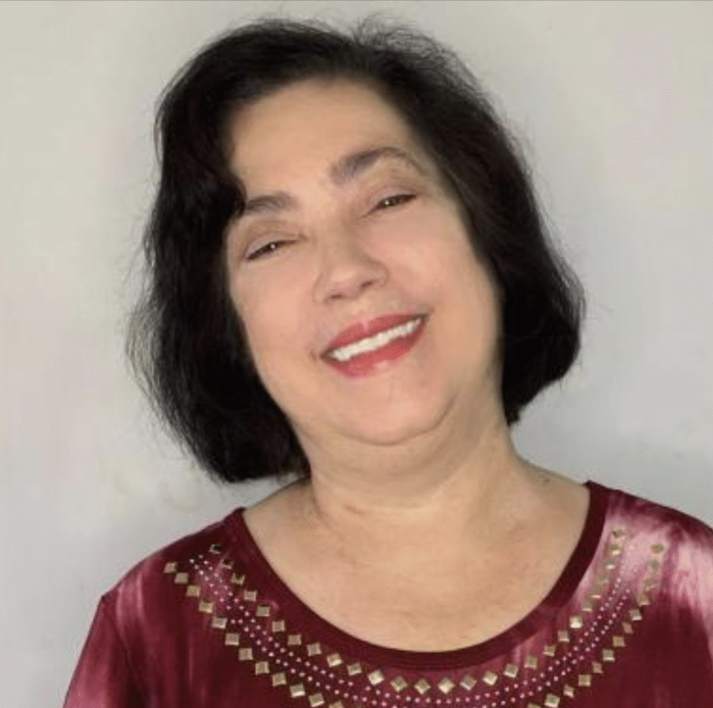 Maria Cecília Carvalho
